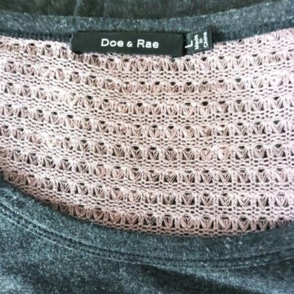 Doe & Rae Top With Sweater Knit Bell Sleeves Gray Large - Picture 4 of 6